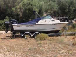 BOSTON WHALER 205 CONQUEST