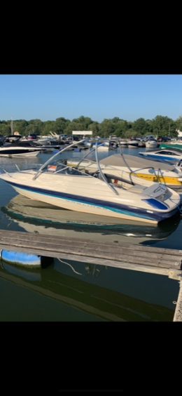 Bayliner Capri 2052  LS Cuddy