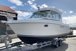 2003 Jeanneau Merry Fisher 805