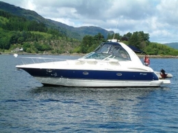 Cruisers Yachts 370 Express