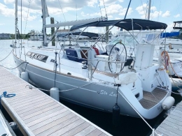 Beneteau Oceanis 37