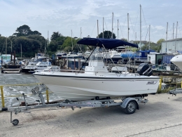 Boston Whaler 17