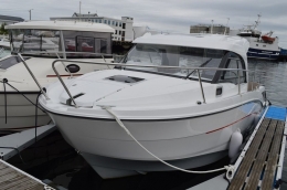 Beneteau Antares 8